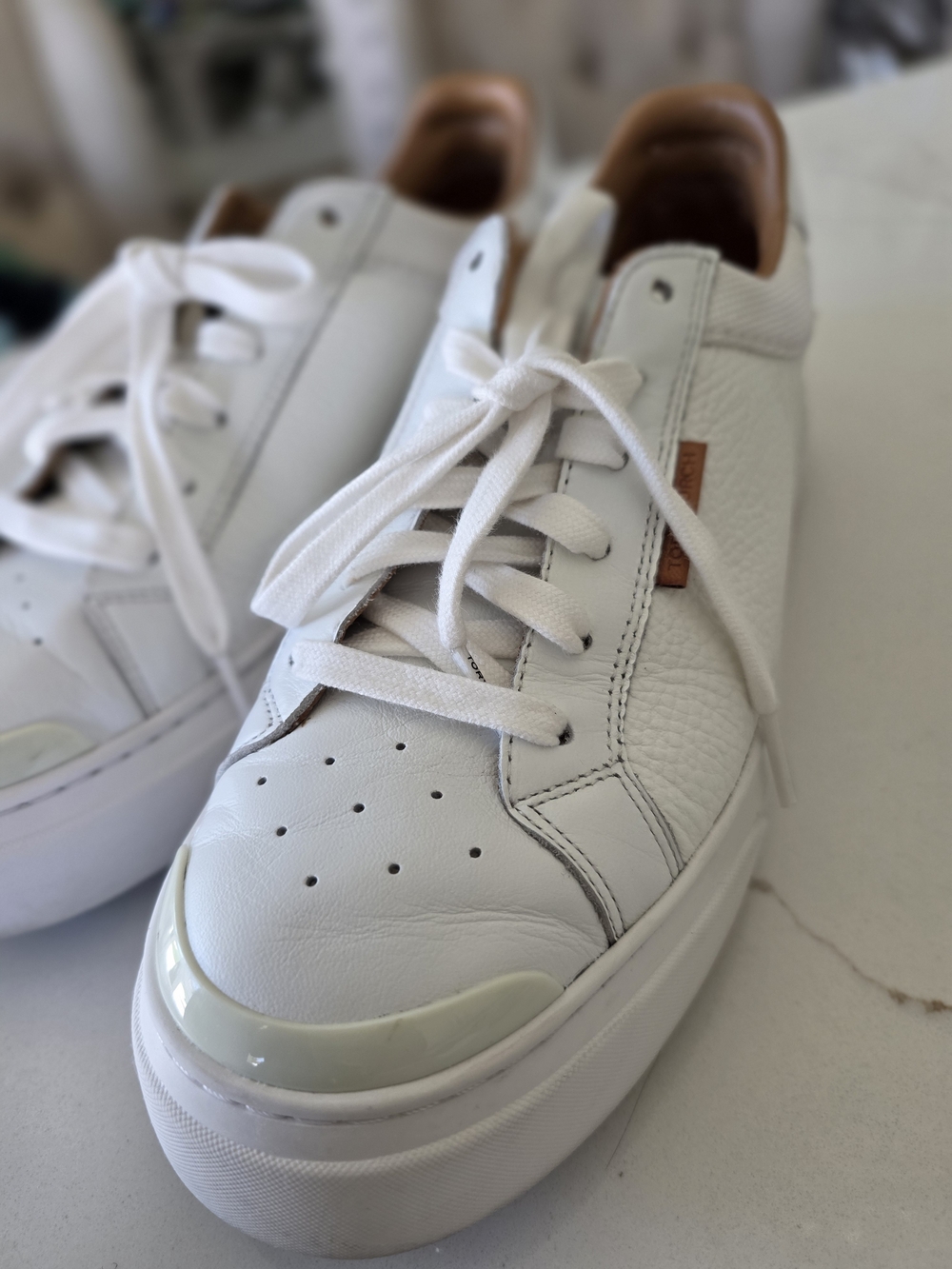 Tory Burch Women's Ladybug Low-Top Sneaker, Size 9M, White Leather. - Picture 6 of 12